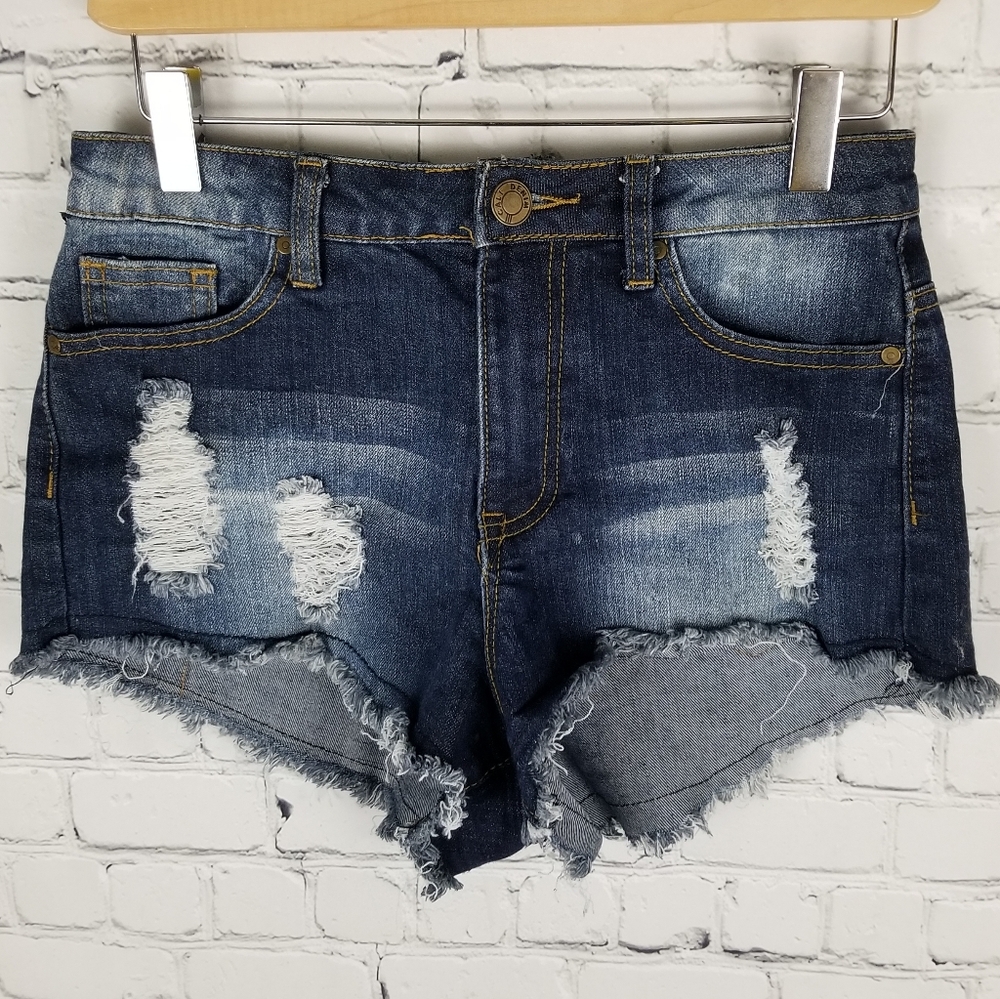 CALI | Ultra High Rise raw hem distressed shorts